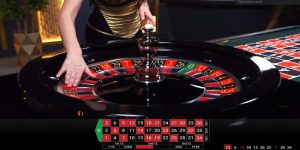 Được xem như ‘ngôi sao sáng’ tại  <strong>188 Bet</strong> , nhà cái đã đầu tư mạnh mẽ vào lĩnh vực trò chơi sòng bạc trực tuyến với một không gian giải trí tuyệt vời. Chính vì vậy, mỗi ngày, trang web này đón hàng trăm nghìn lượt truy cập.